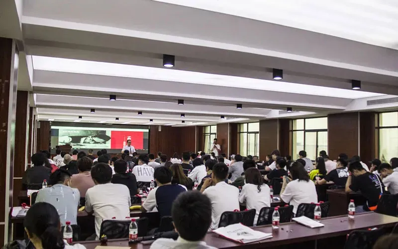 上海俞润空间设计百余位设计师到访扬子地板（图 5）
